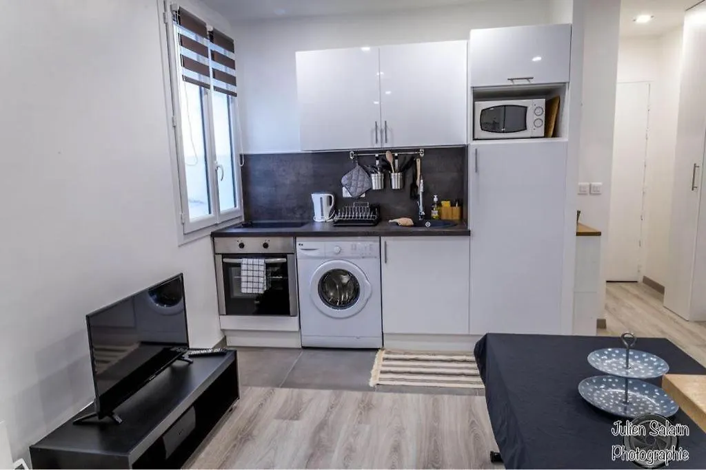 Appartement Kremlin Elegance à Le Kremlin-Bicêtre 0*,